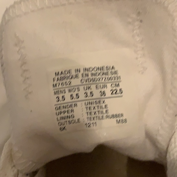 Converse - Picture 4 of 4